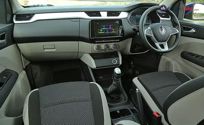 Desain Interior Mobil
