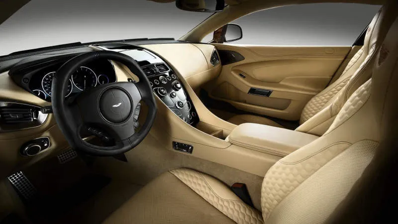 Desain Interior Mobil