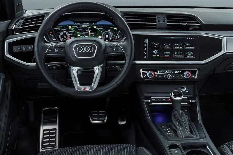 Desain Interior Mobil