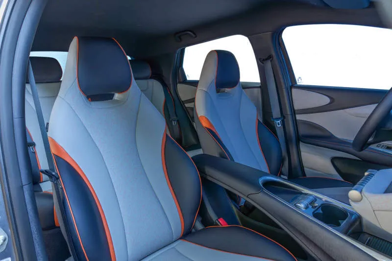 Desain Interior Mobil
