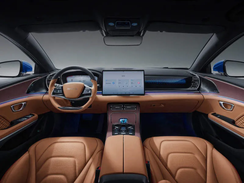 Desain Interior Mobil