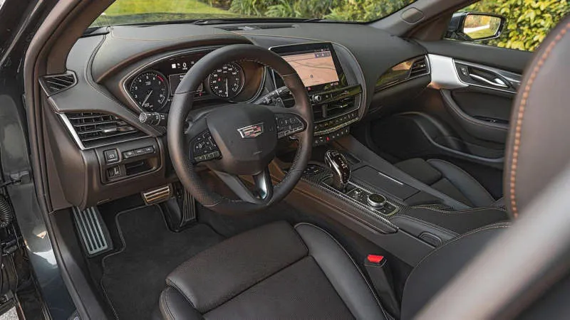 Desain Interior Mobil