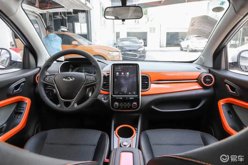 Desain Interior Mobil