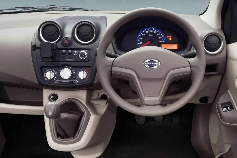 Desain Interior Mobil