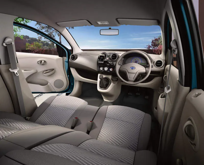 Desain Interior Mobil