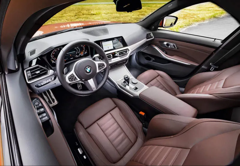 Desain Interior Mobil