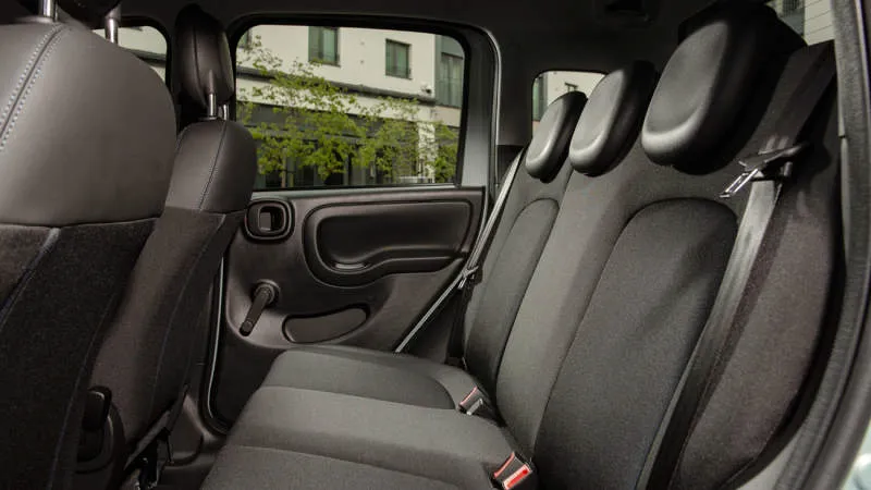 Desain Interior Mobil