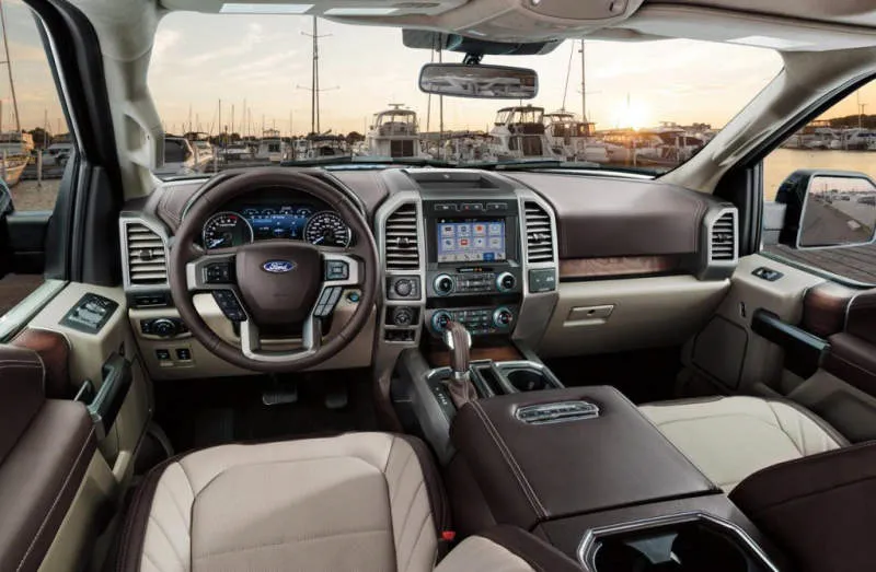 Desain Interior Mobil