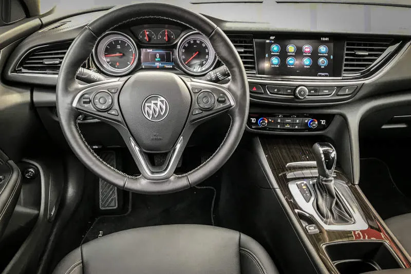 Desain Interior Mobil