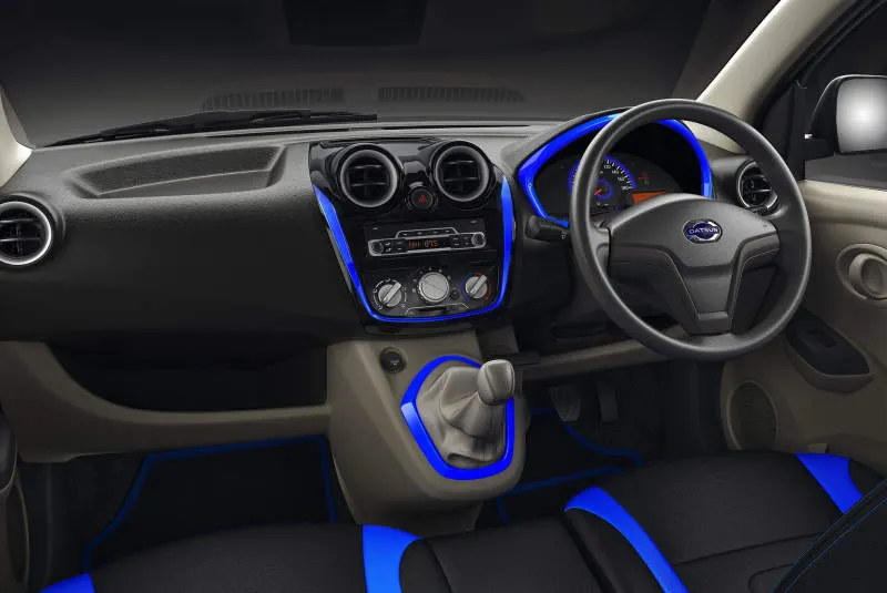 Desain Interior Mobil