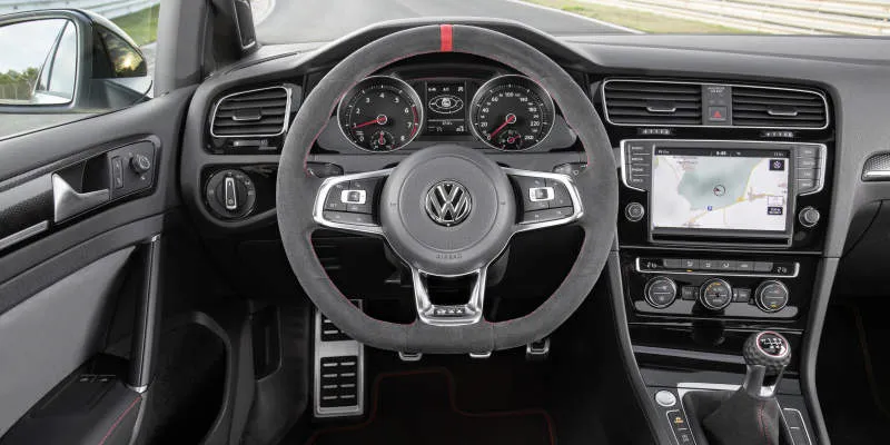 Desain Interior Mobil