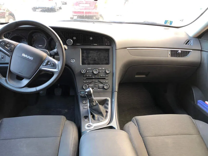 Desain Interior Mobil