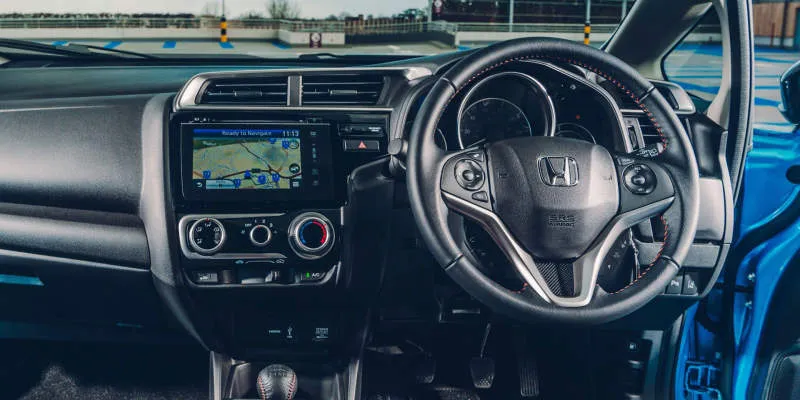 Desain Interior Mobil