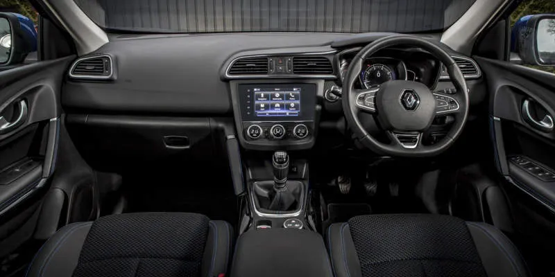 Desain Interior Mobil