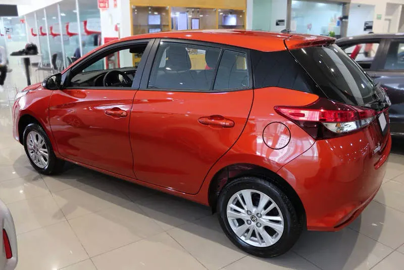 Toyota Yaris 2022 Gray Metallic
