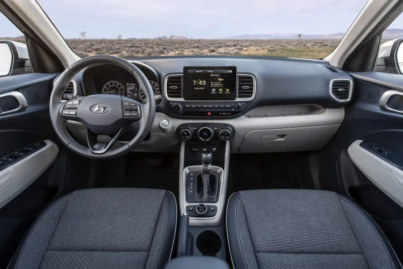 Desain Interior Mobil