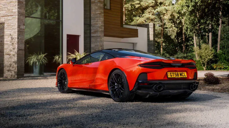 McLaren GTS Merah