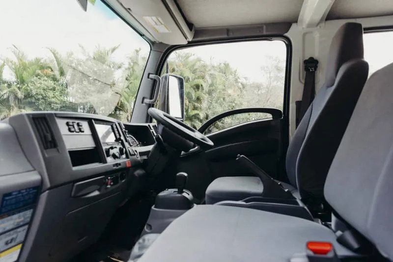 Desain Interior Mobil