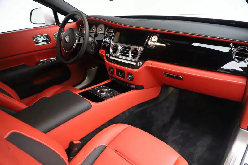 Desain Interior Mobil