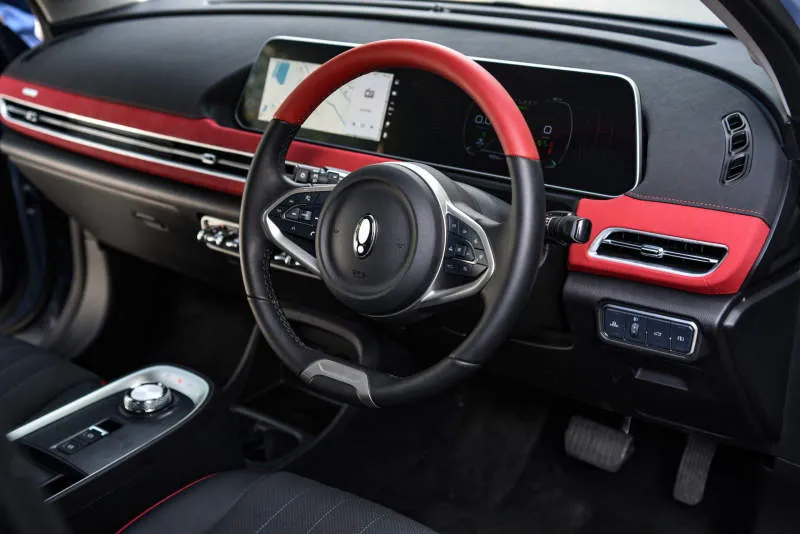 Desain Interior Mobil