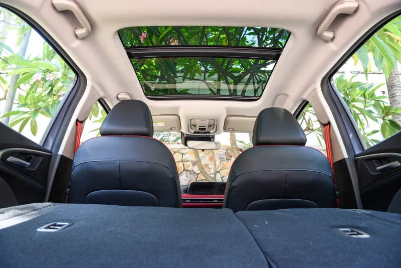 Desain Interior Mobil