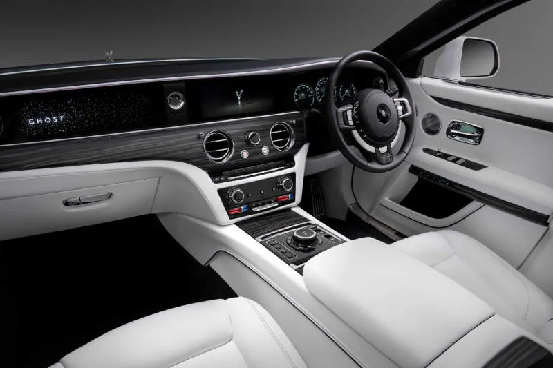 Desain Interior Mobil