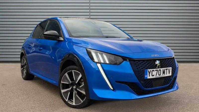 Peugeot e-208 Putih