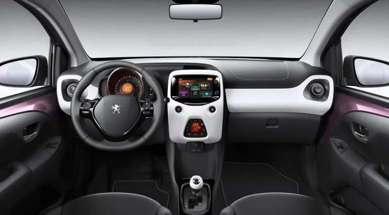 Desain Interior Mobil