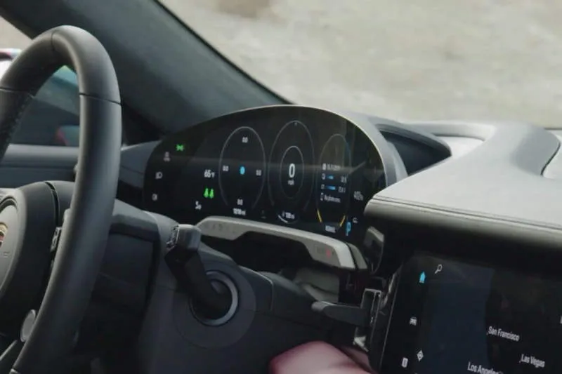 Desain Interior Mobil