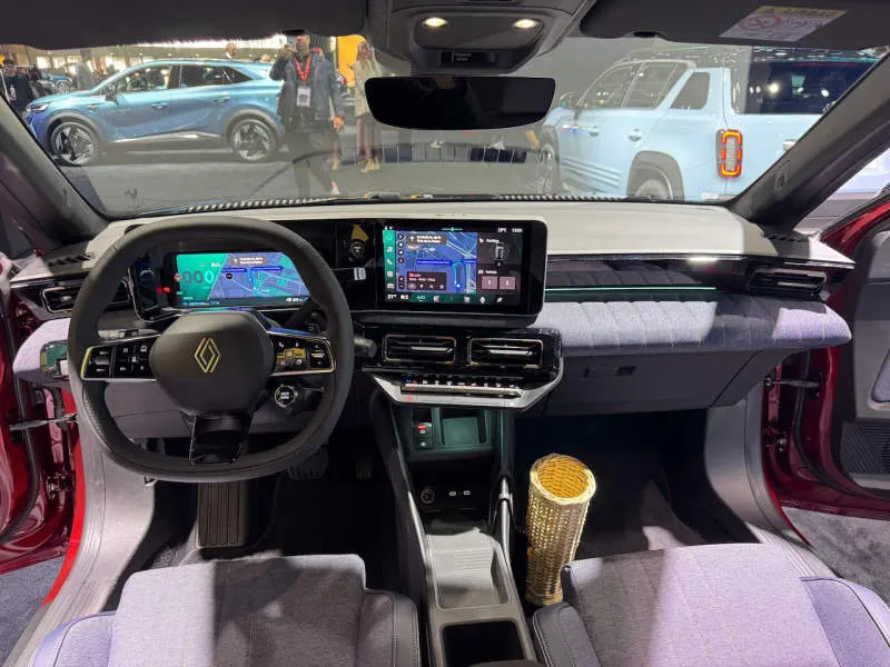 Desain Interior Mobil