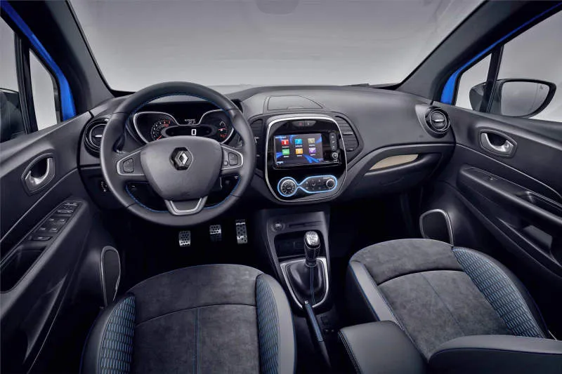 Desain Interior Mobil