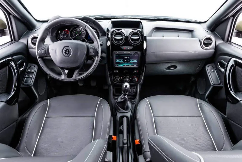 Desain Interior Mobil