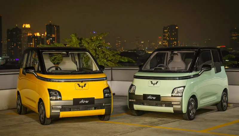 Wuling New Air EV Avocado Green