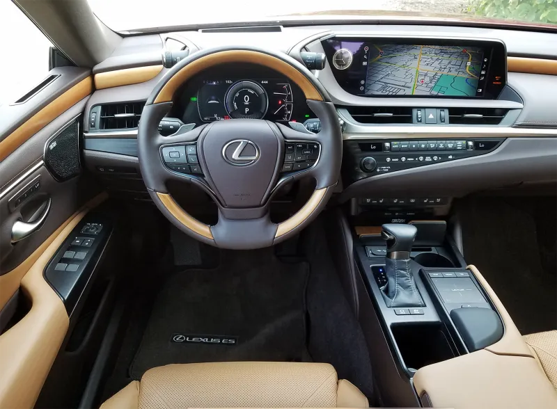 Desain Interior Mobil
