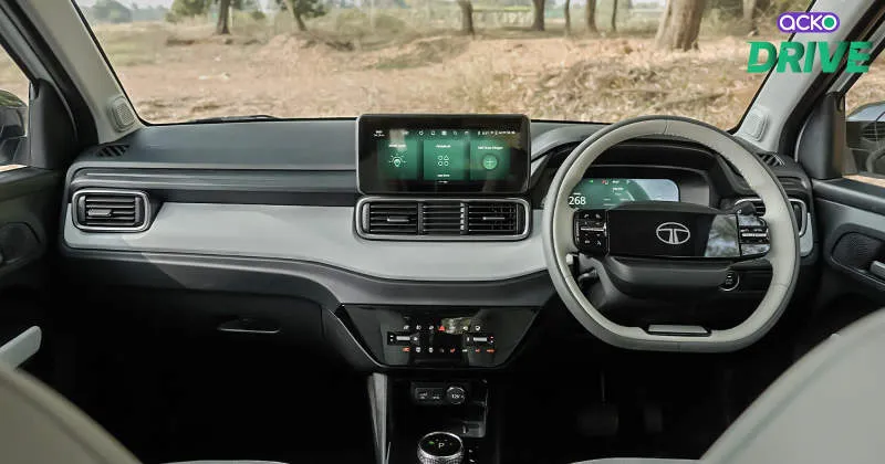 Desain Interior Mobil