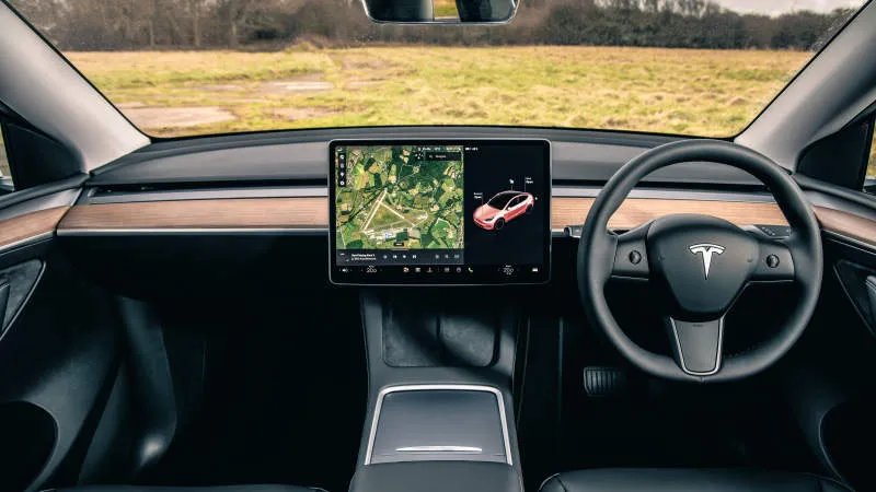 Desain Interior Mobil