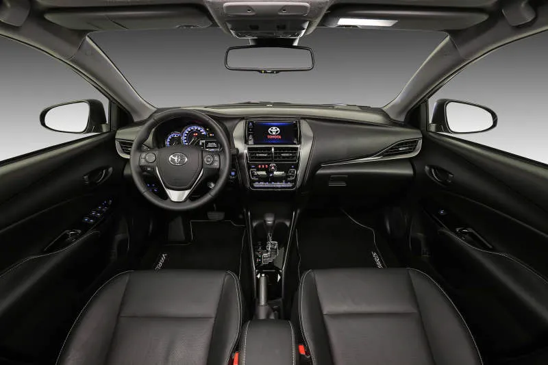 Desain Interior Mobil