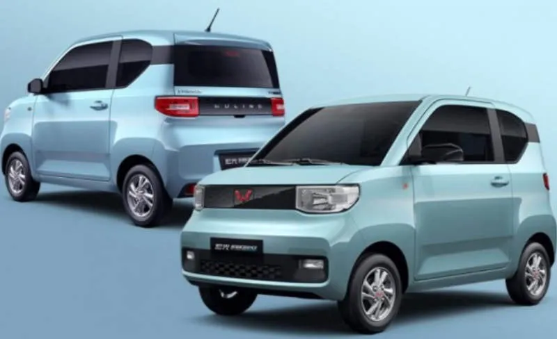 Wuling Hongguang Mini EV White Peach Pink