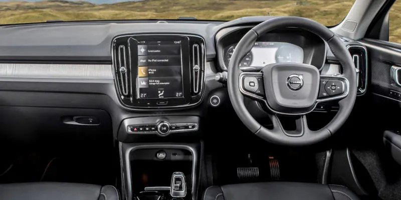 Desain Interior Mobil