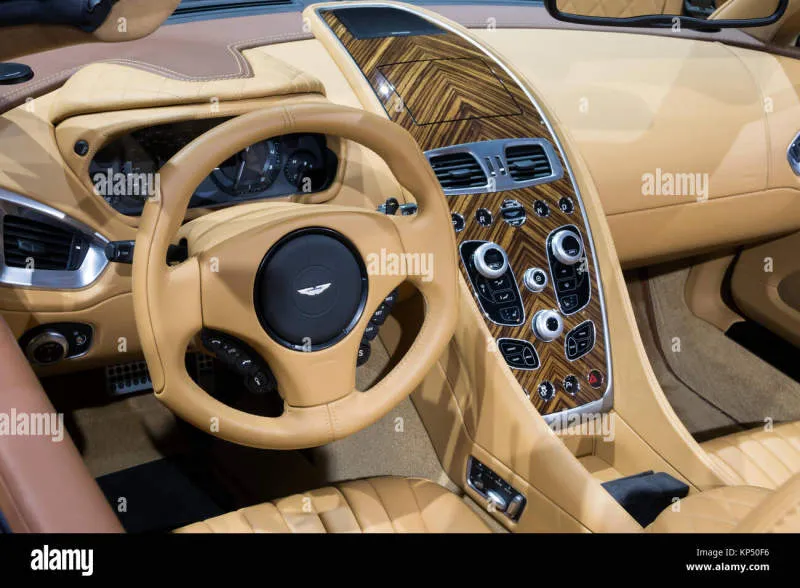 Desain Interior Mobil