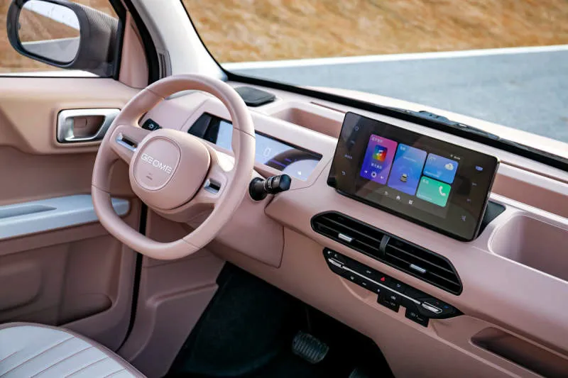 Desain Interior Mobil