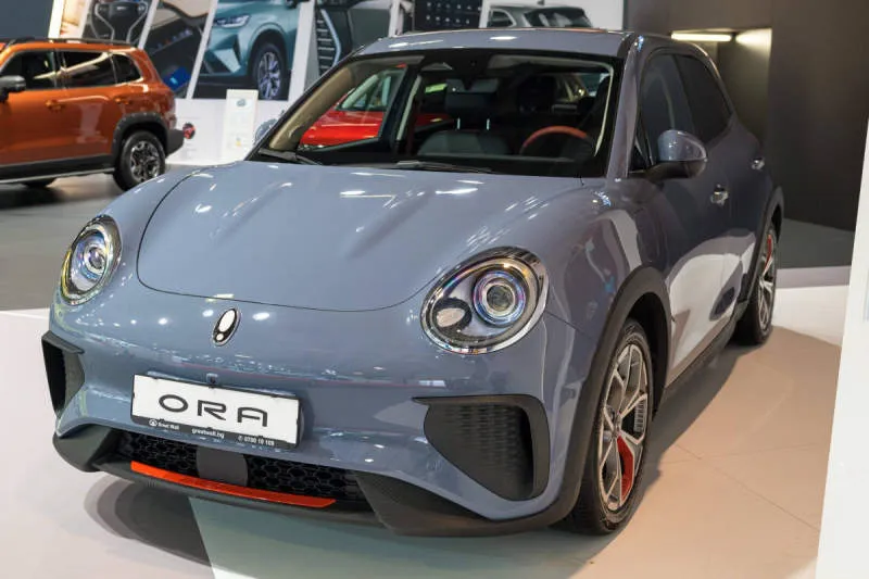 Desain Eksterior Mobil