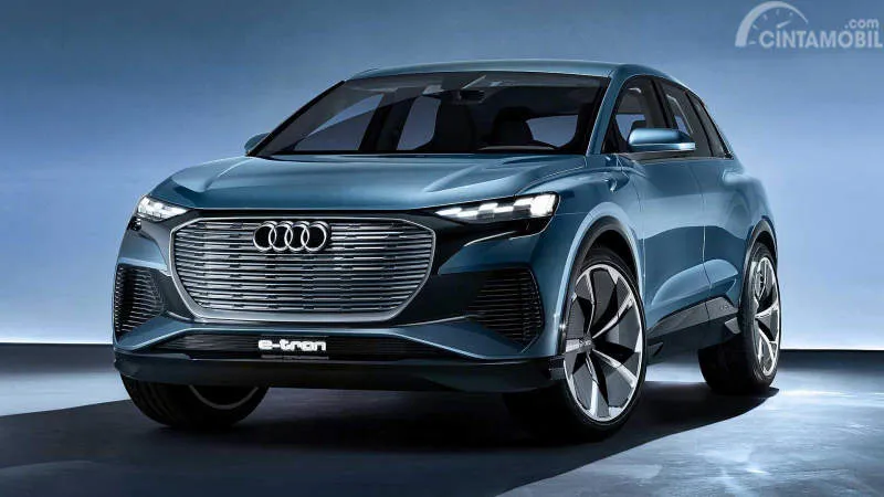 Audi Q4 Sportback e-tron Abu-abu
