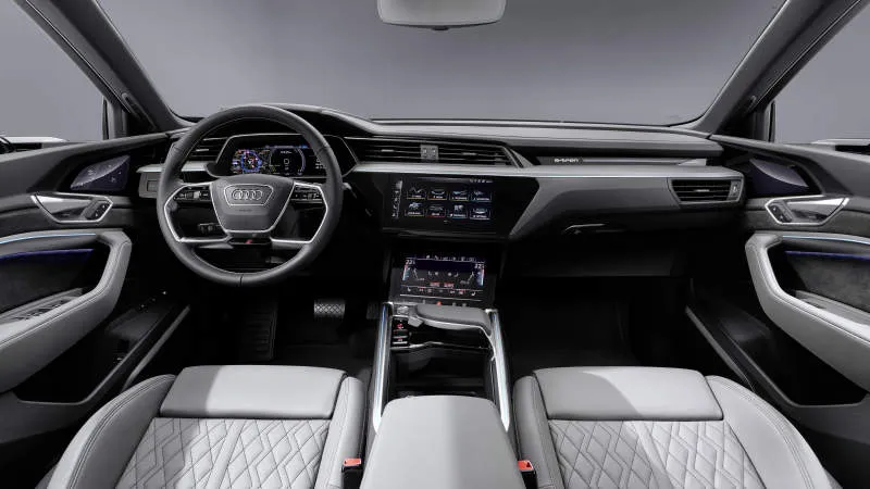 Desain Interior Mobil