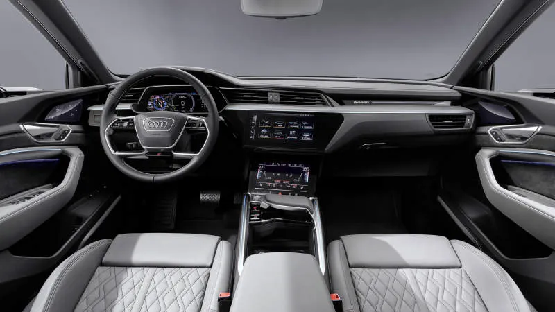 Desain Interior Mobil