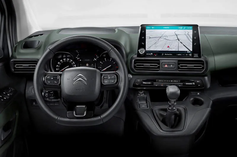 Desain Interior Mobil