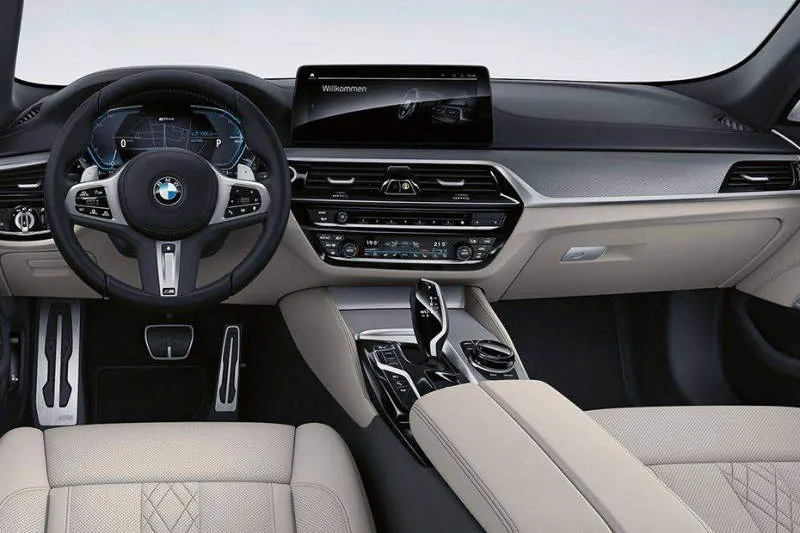 Desain Interior Mobil