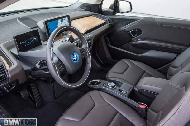 Desain Interior Mobil