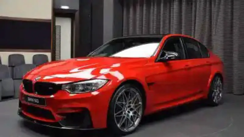 BMW 5 Series Abu-abu