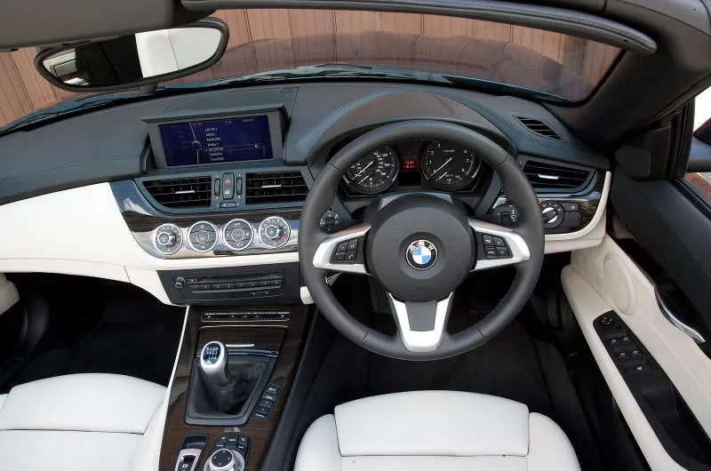 Desain Interior Mobil